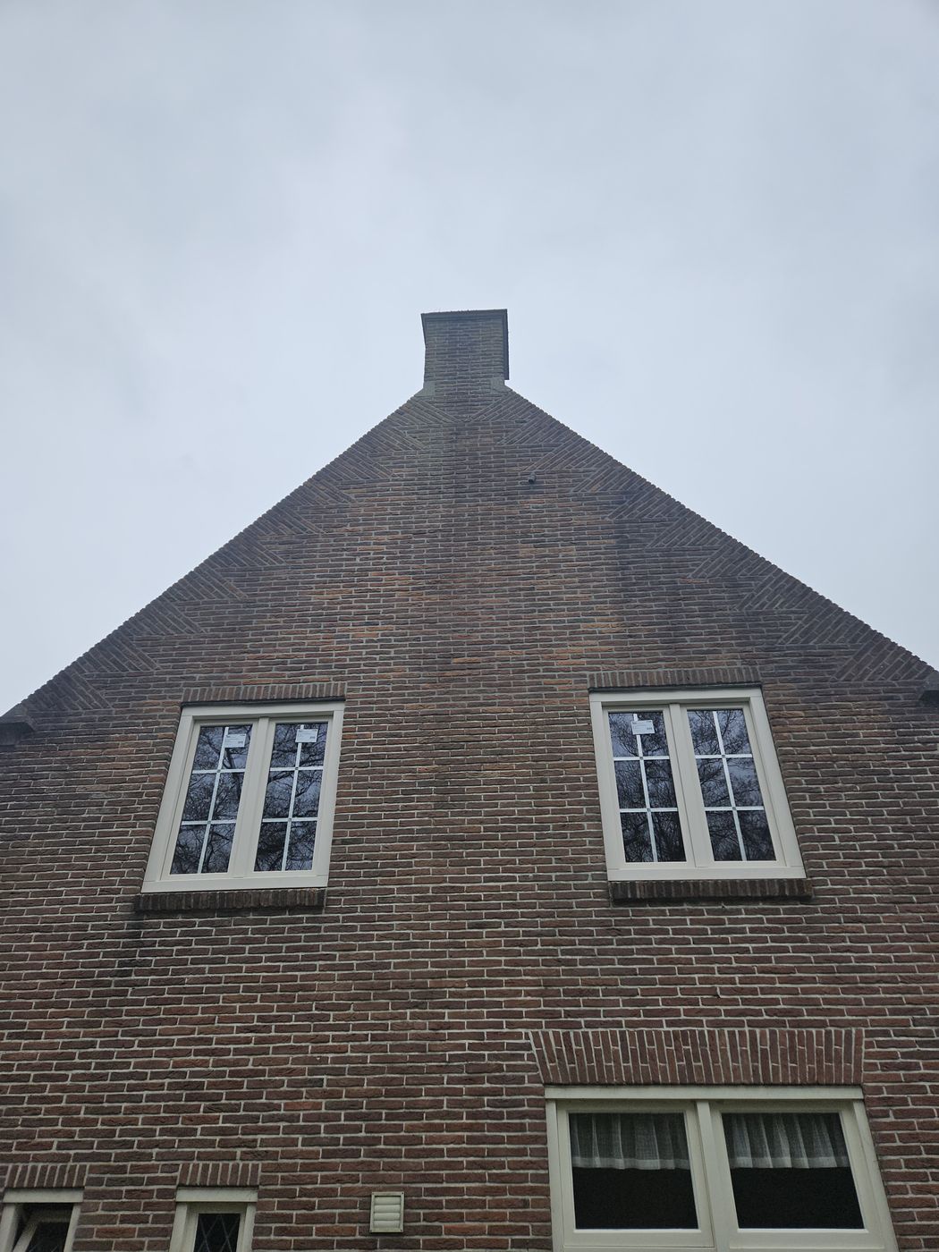 Vervanging kozijnen met roeden Uithuizermeeden – Design Kozijnen Groningen